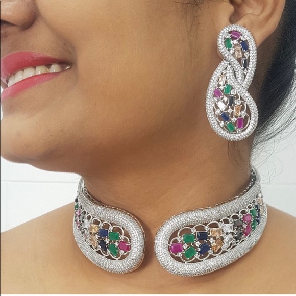 Chocker Set - Picture 6 of 9